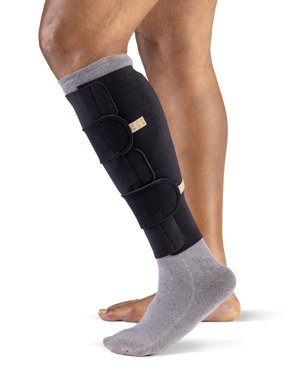 Female wearing the COMPREFLEX STANDARD CALF