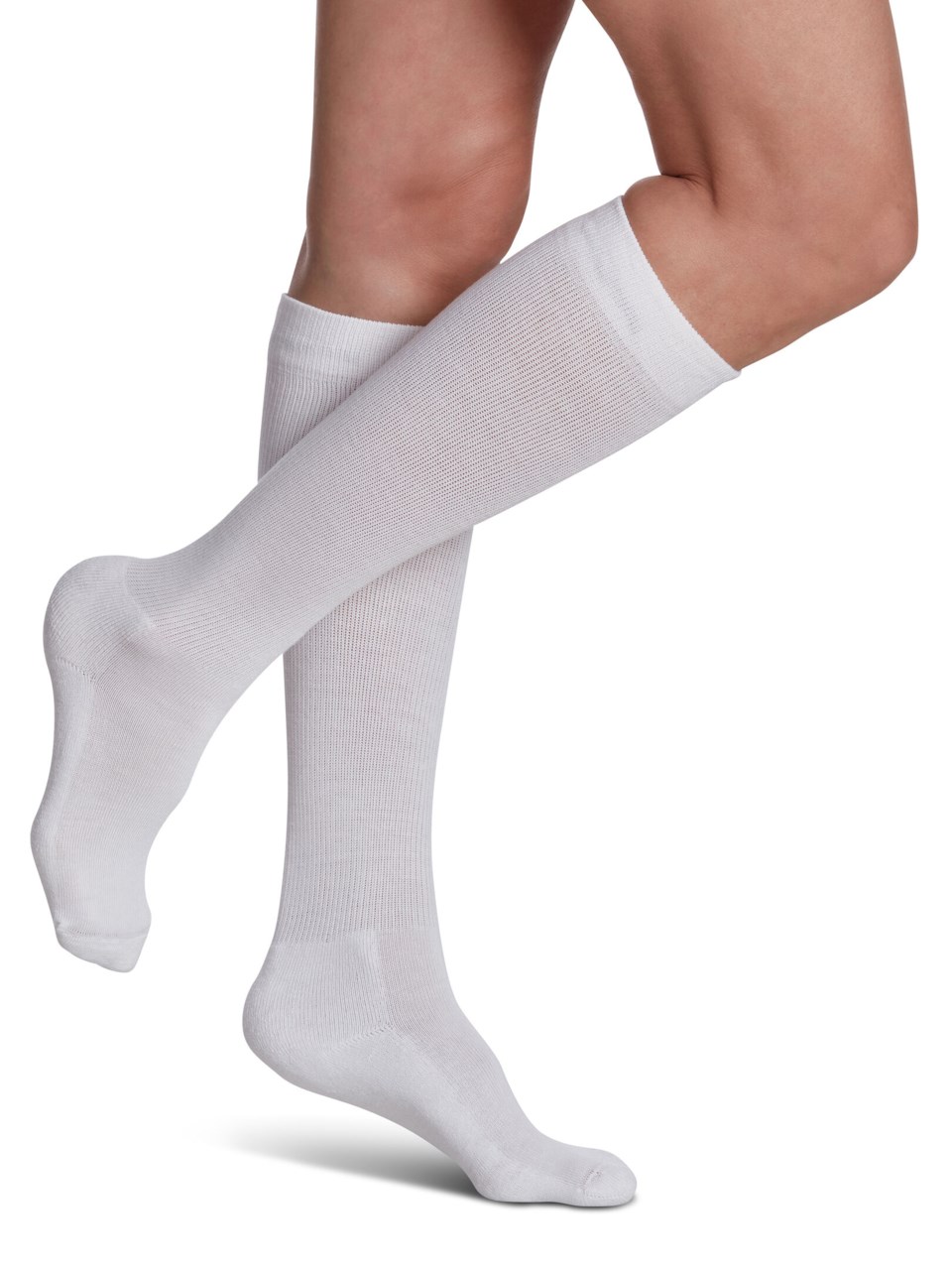 Female wearing WELLBEING EVERSOFT DIABETIC COMPRESSION socks in WHITE